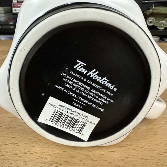 Tim Hortons 2024 Halloween Collectible Ghost Mug Color Changing Donut And Bats - Picture 4 of 5
